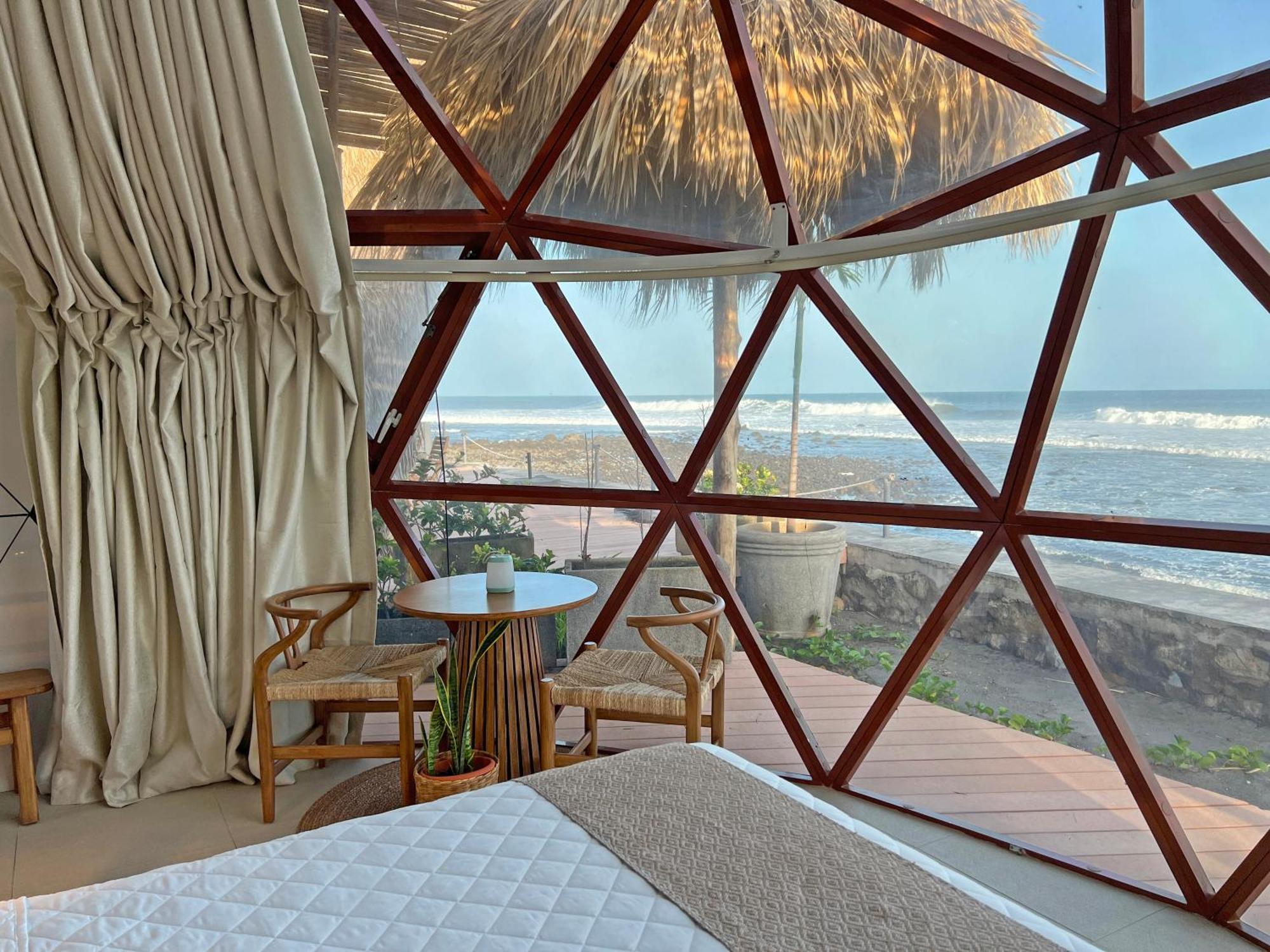 Almare Zonte - Beachfront Glamping Hotel 埃尔蒙特 外观 照片