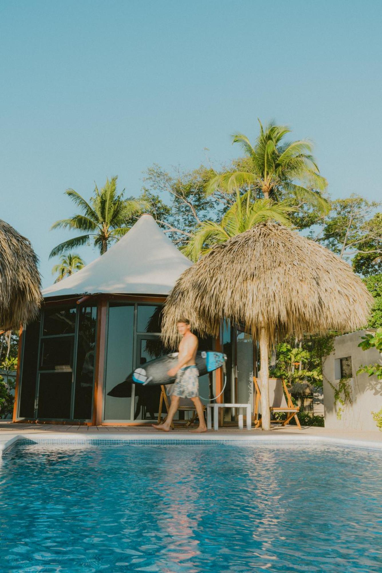 Almare Zonte - Beachfront Glamping Hotel 埃尔蒙特 外观 照片
